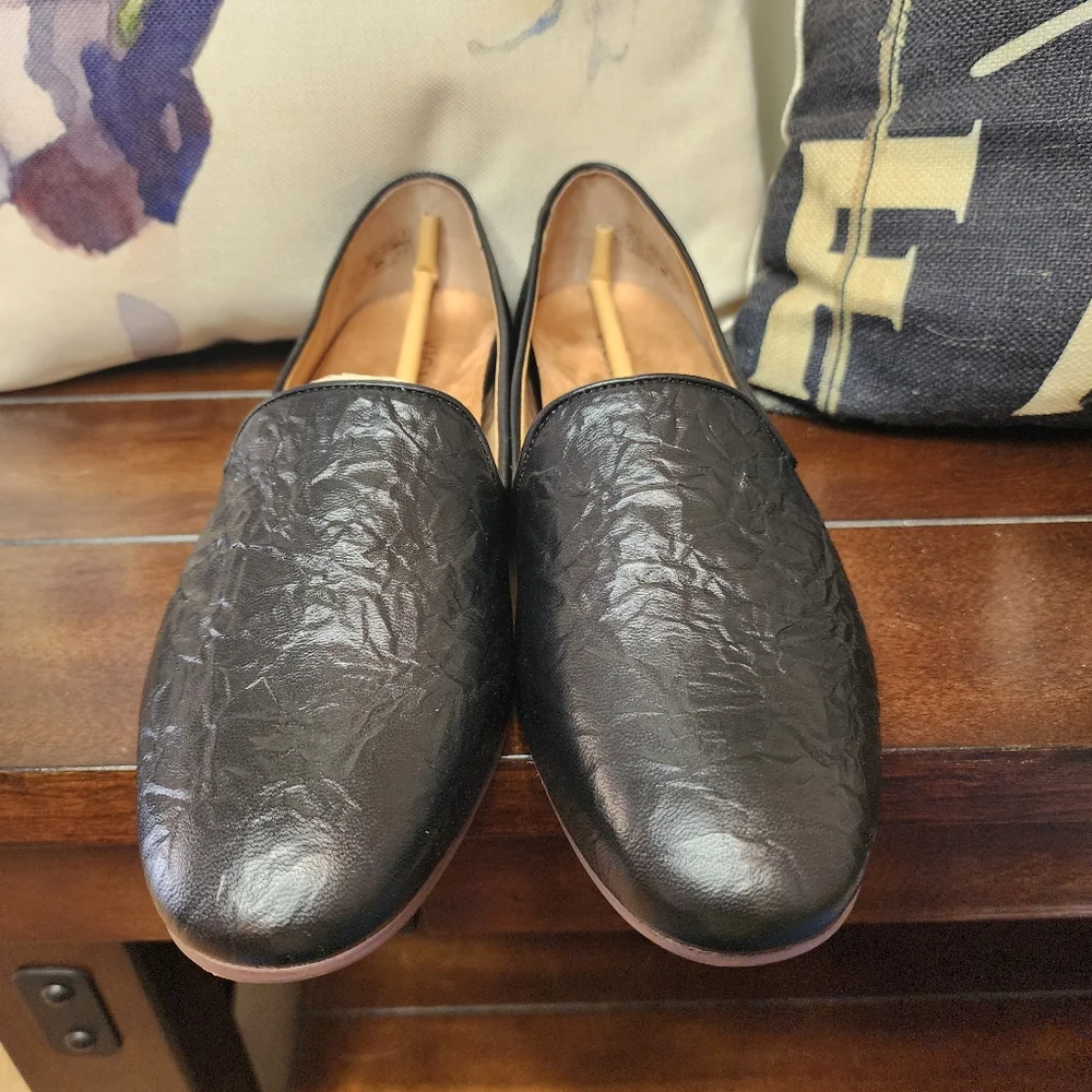 Vionic Willa II Loafer | Black Crinkle Leather | Size 10 | NWOT
